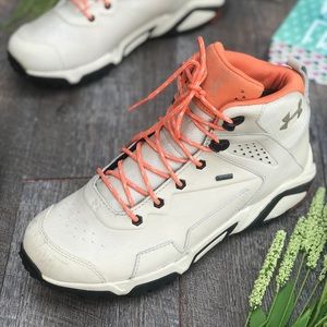 Under Armour Hiking Boots Size 9 Tan Orange